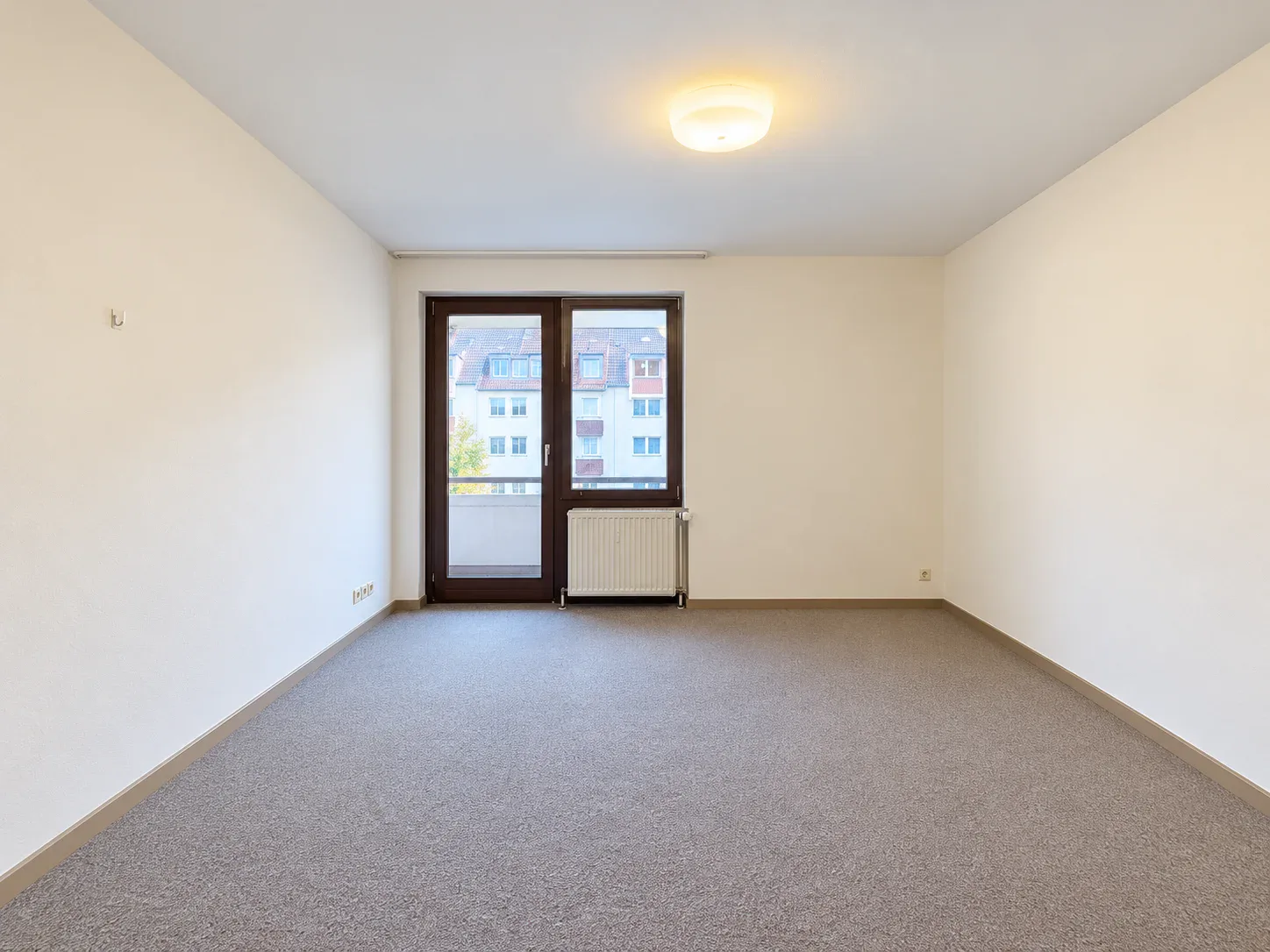 Wohn- Schlafzimmer 2