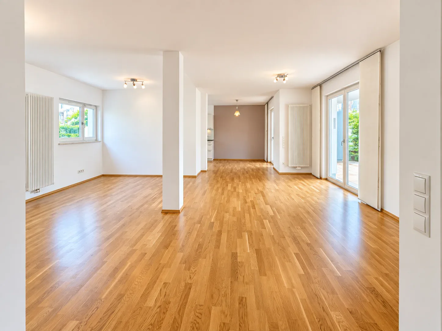 Wohnzimmer Ansicht 1