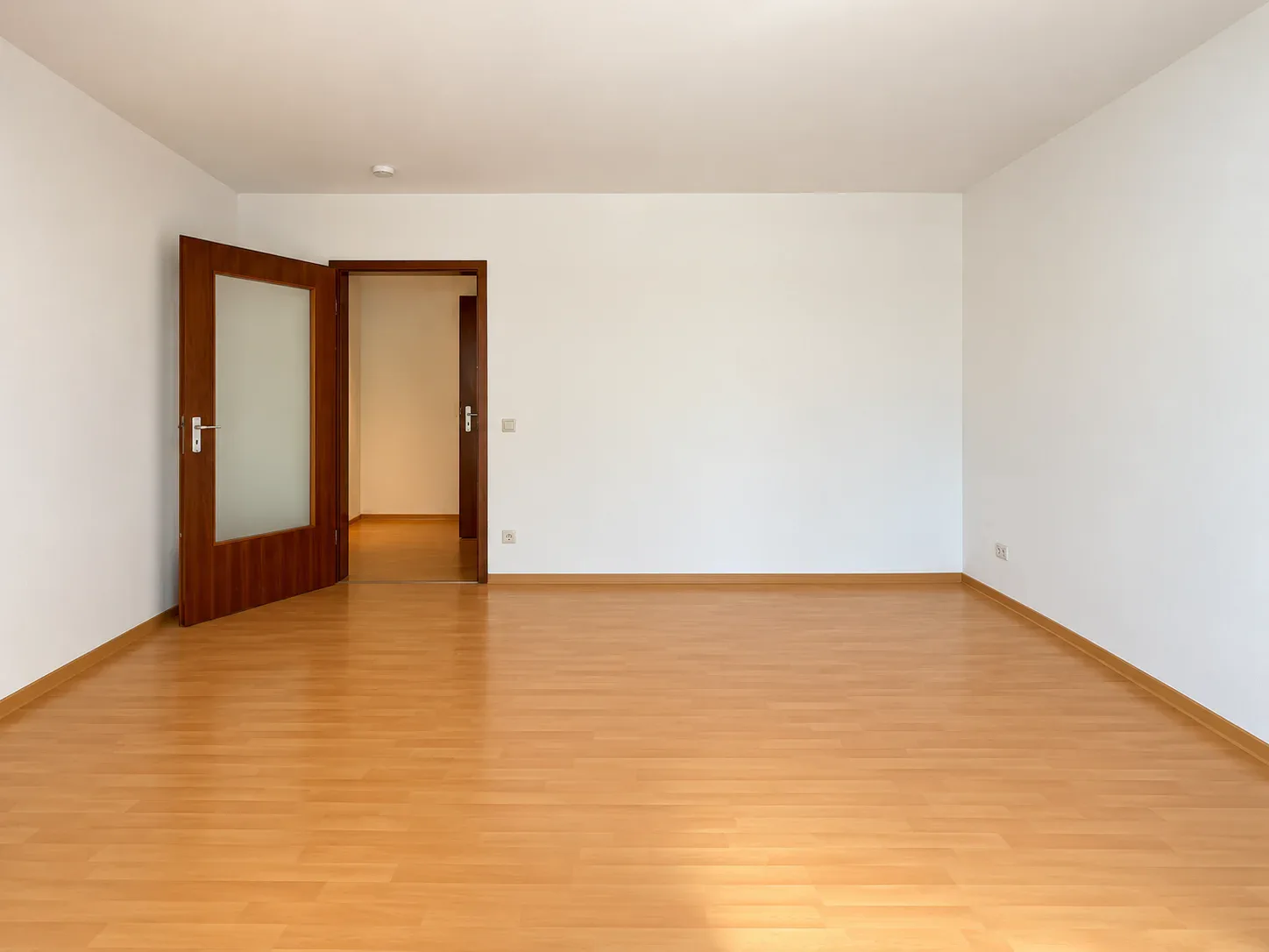 Wohn- Schlafzimmer 2
